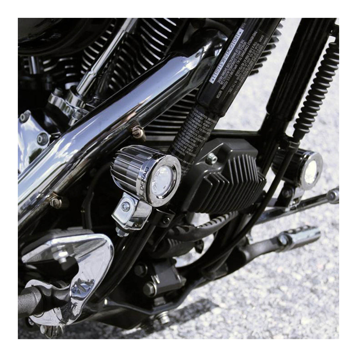 Denali Engine Guard / Frame Light Mount/ 32-38mm Diametre Tubes - Black